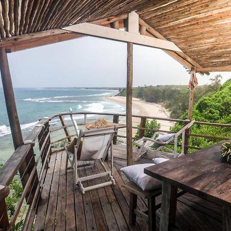 The Overhang Dar es Salaam Exterior foto